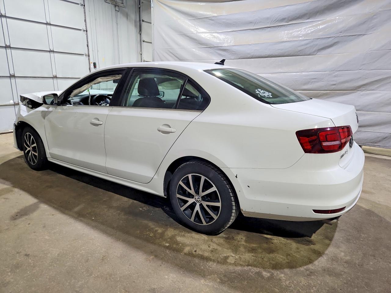 VOLKSWAGEN JETTA 2018 — 3