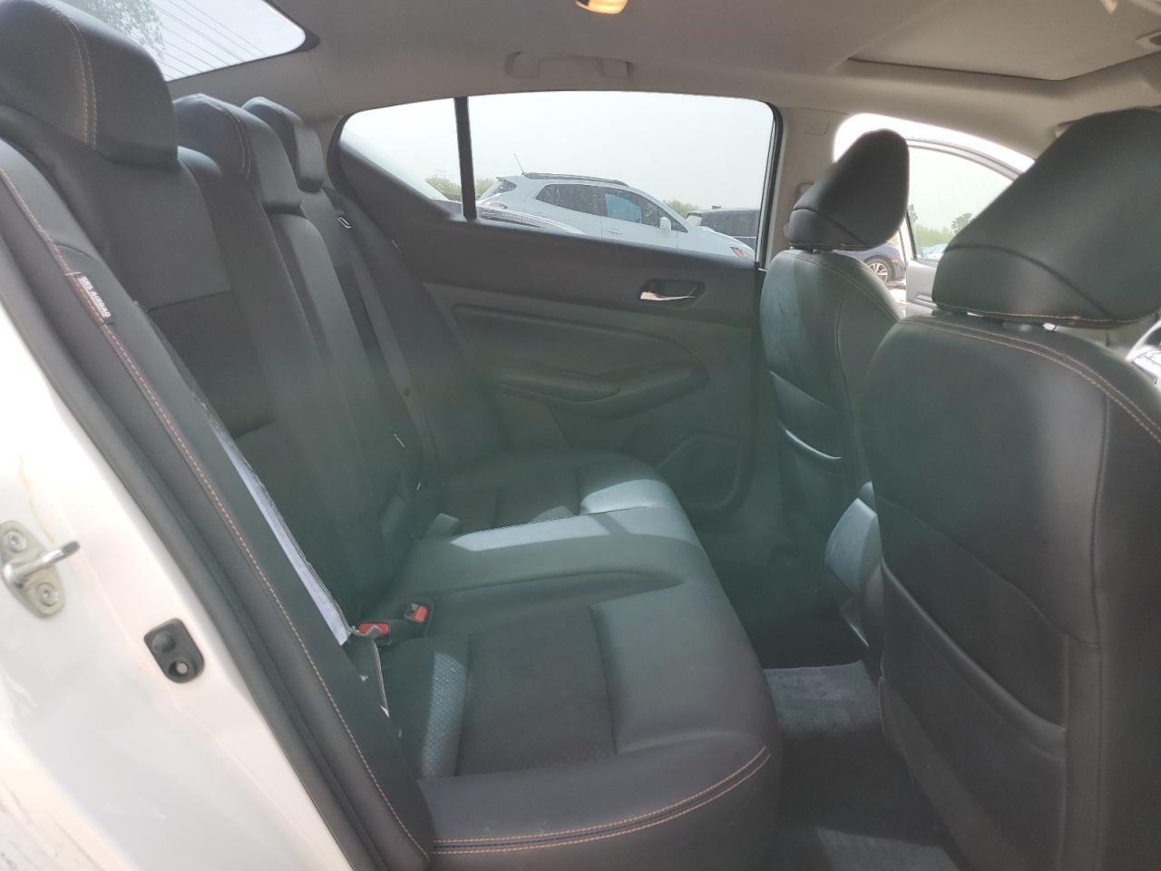 NISSAN ALTIMA 2020 — 11