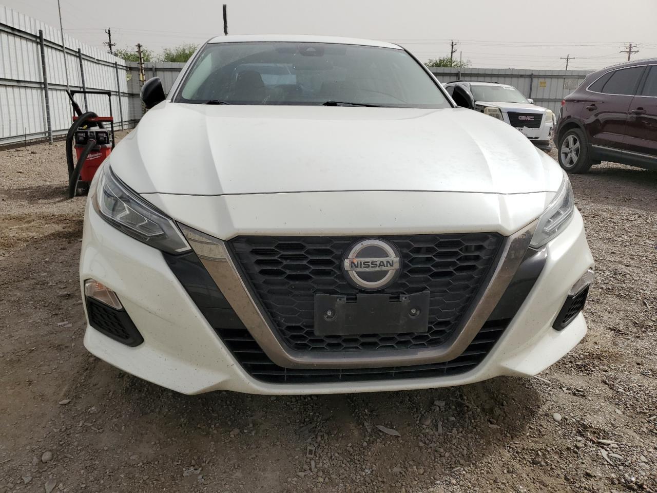 NISSAN ALTIMA 2020 — 6