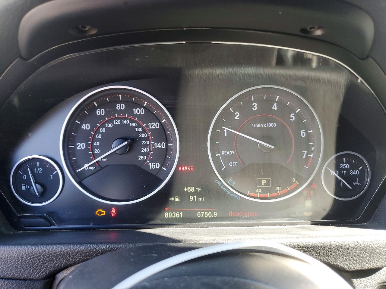 BMW 330 2018 — 10