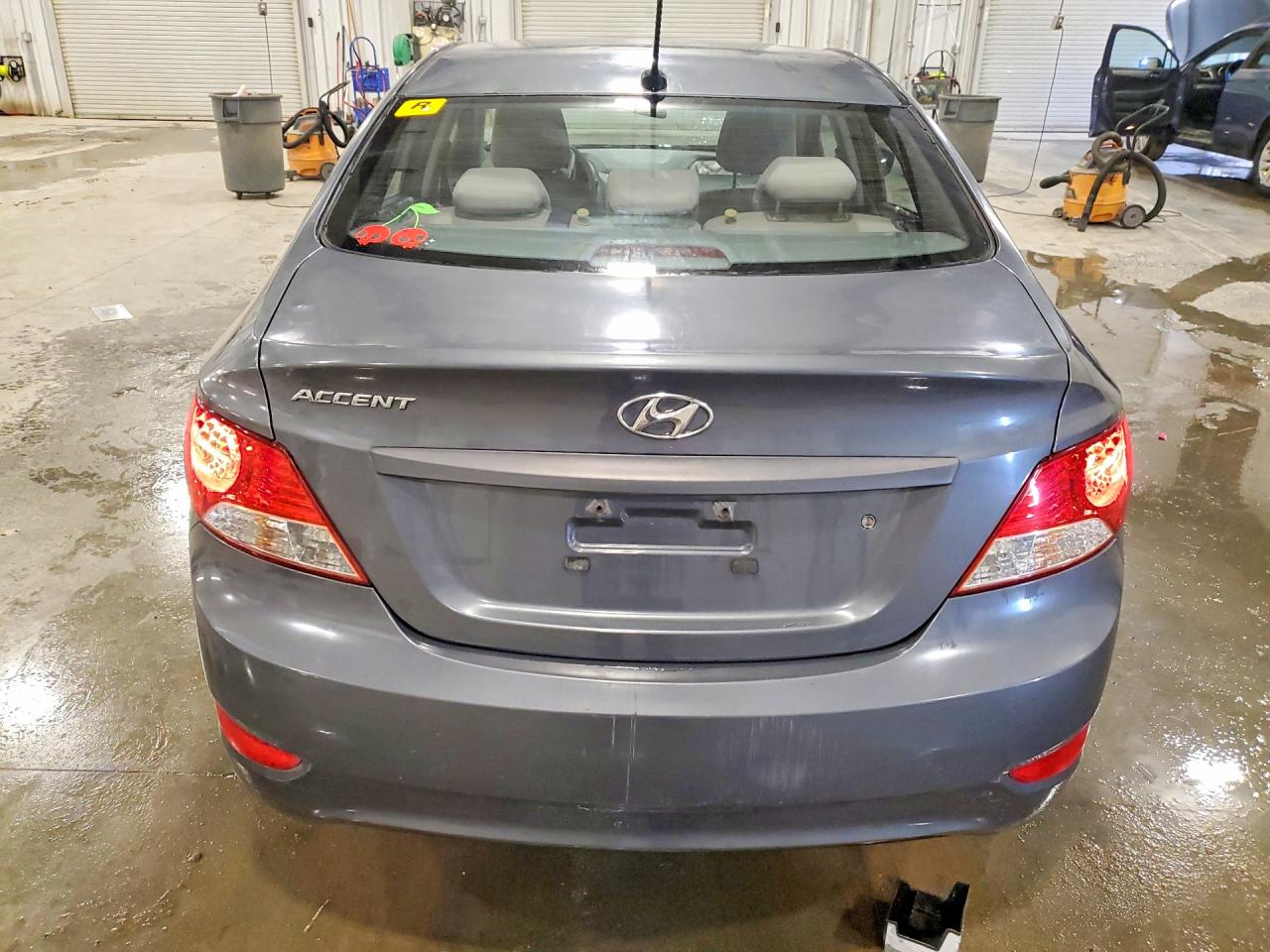 HYUNDAI ACCENT 2012 — 7