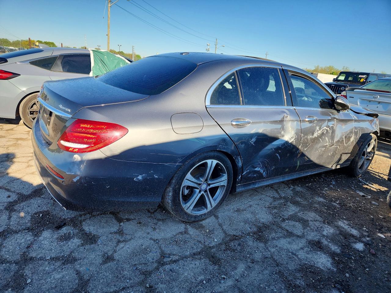 MERCEDES-BENZ E 2017 — 4