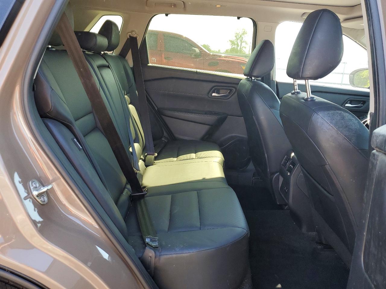 NISSAN ROGUE 2024 — 12