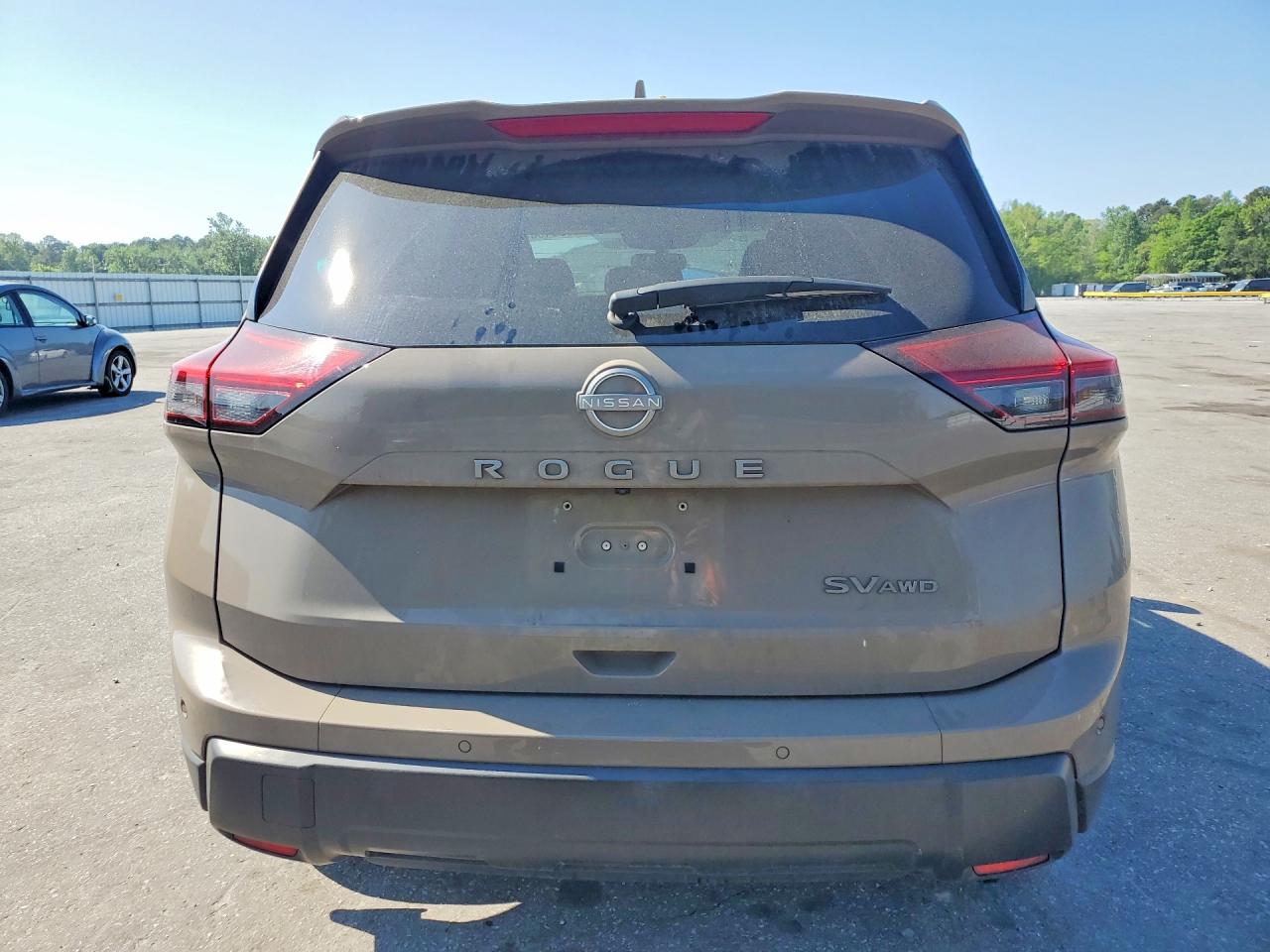 NISSAN ROGUE 2024 — 7