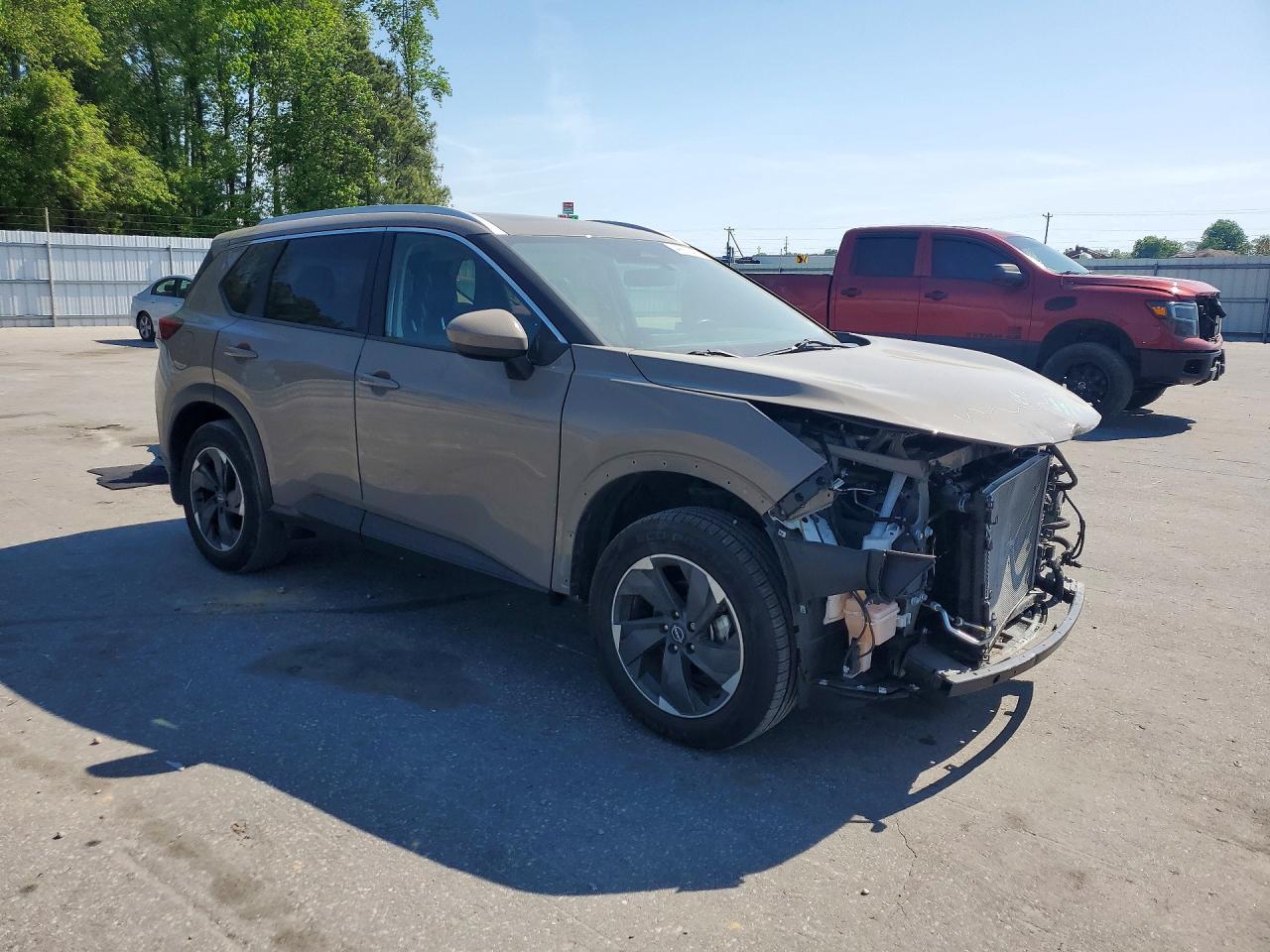 NISSAN ROGUE 2024 — 5