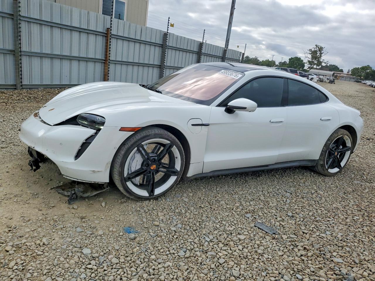2020 PORSCHE TAYCAN TURBO
