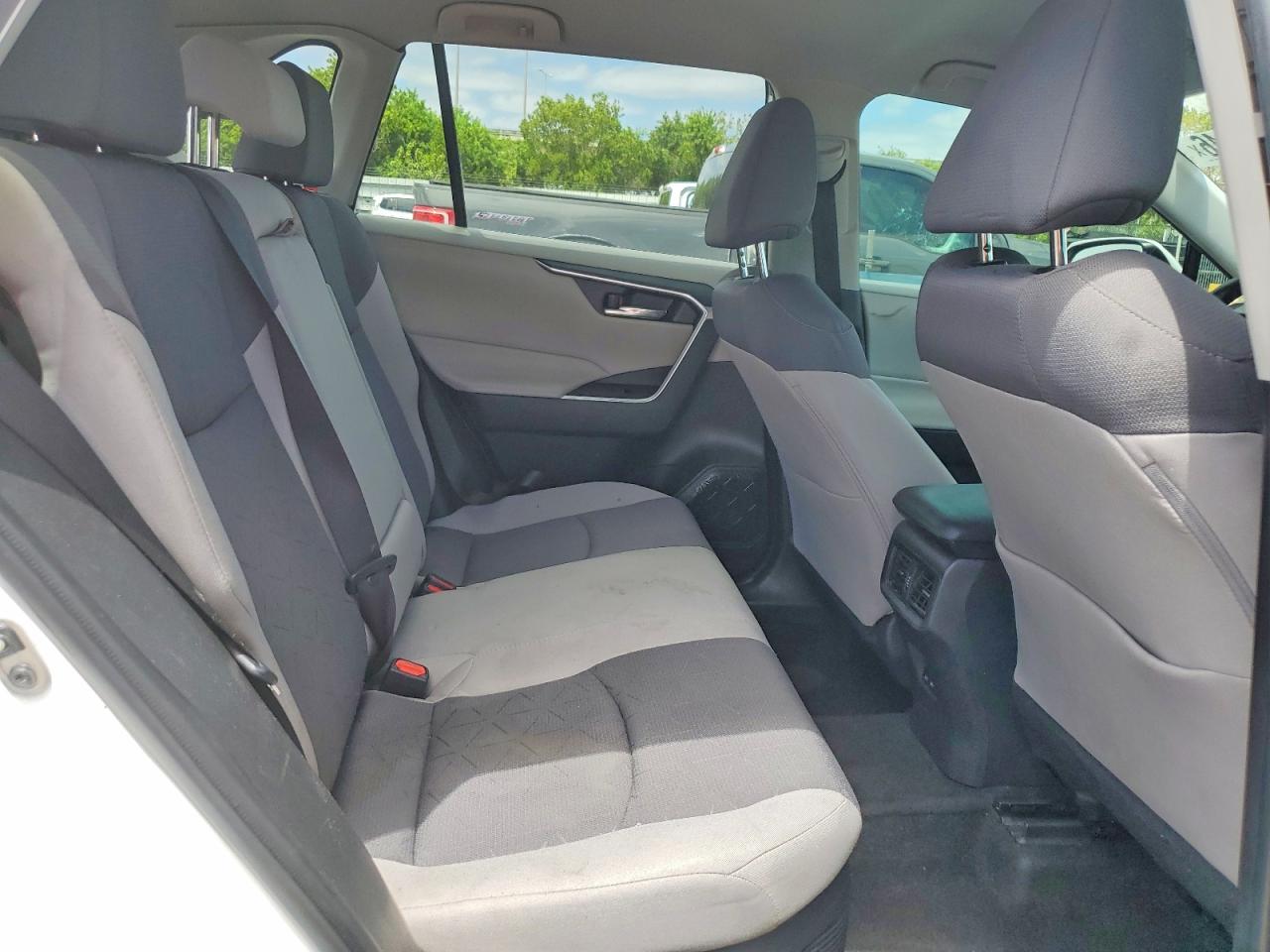 TOYOTA RAV4 HYBRID 2024 — 12
