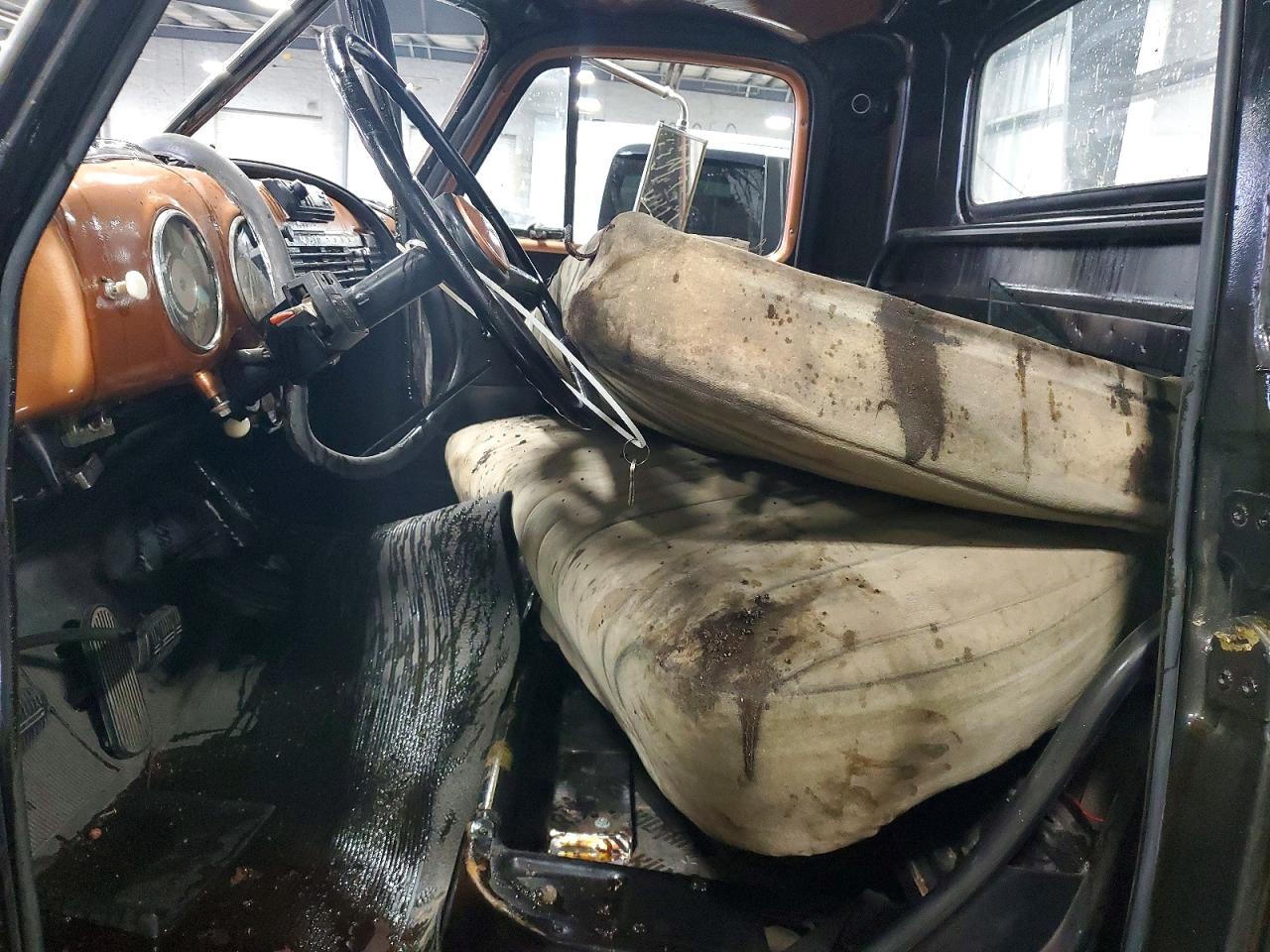 CHEVROLET 3600 1951 — 8