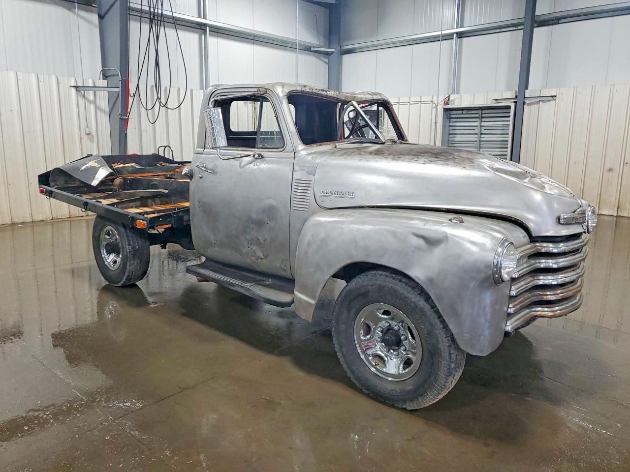 CHEVROLET 3600 1951 — 5