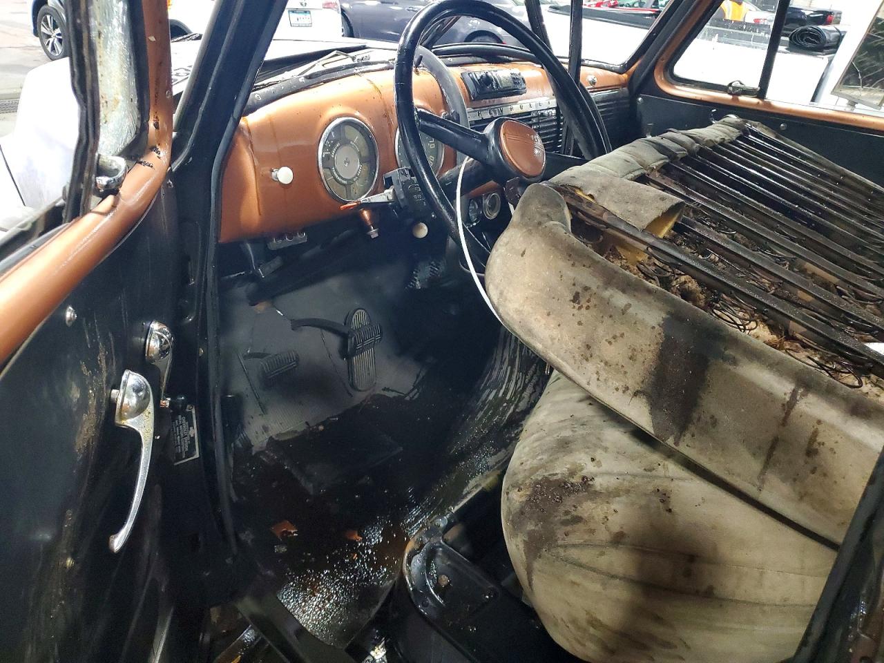 CHEVROLET 3600 1951 — 9