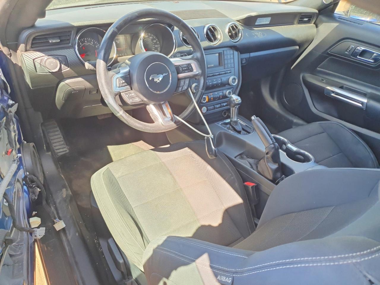 FORD MUSTANG 2015 — 9