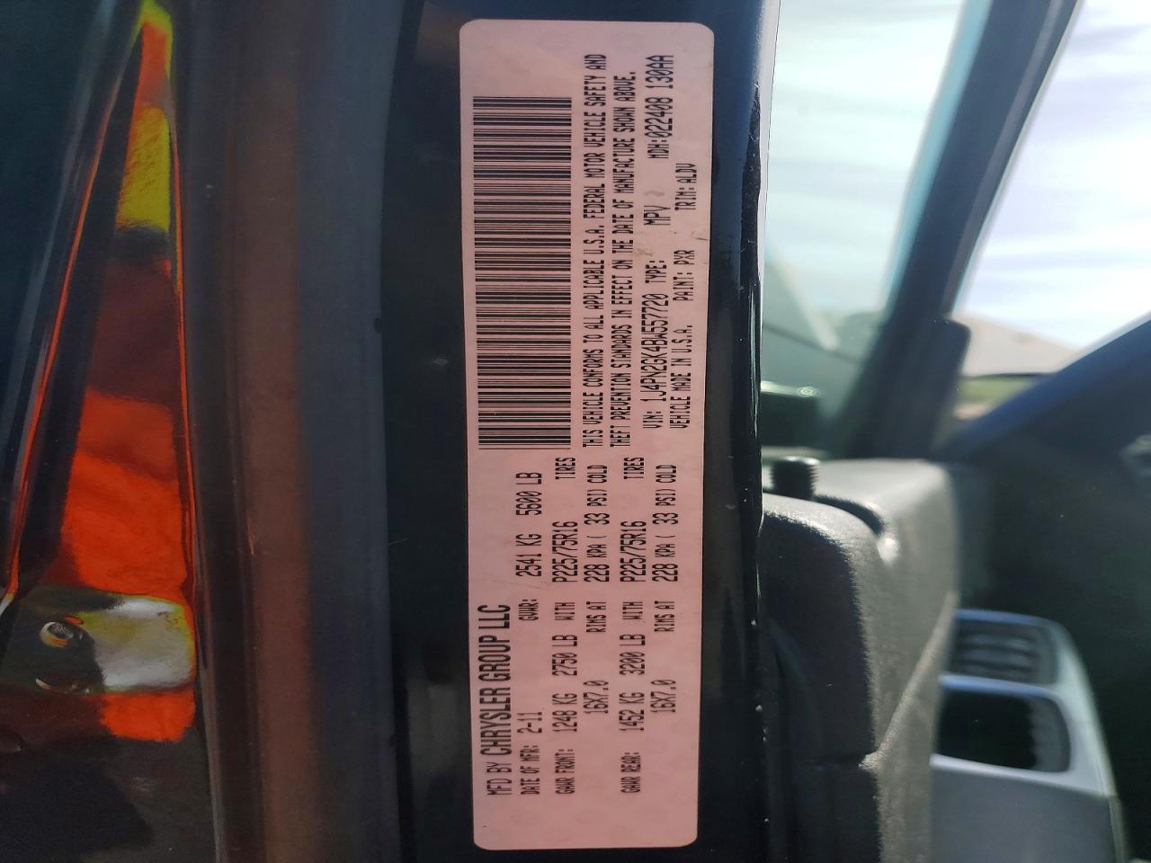 JEEP LIBERTY 2011 — 14