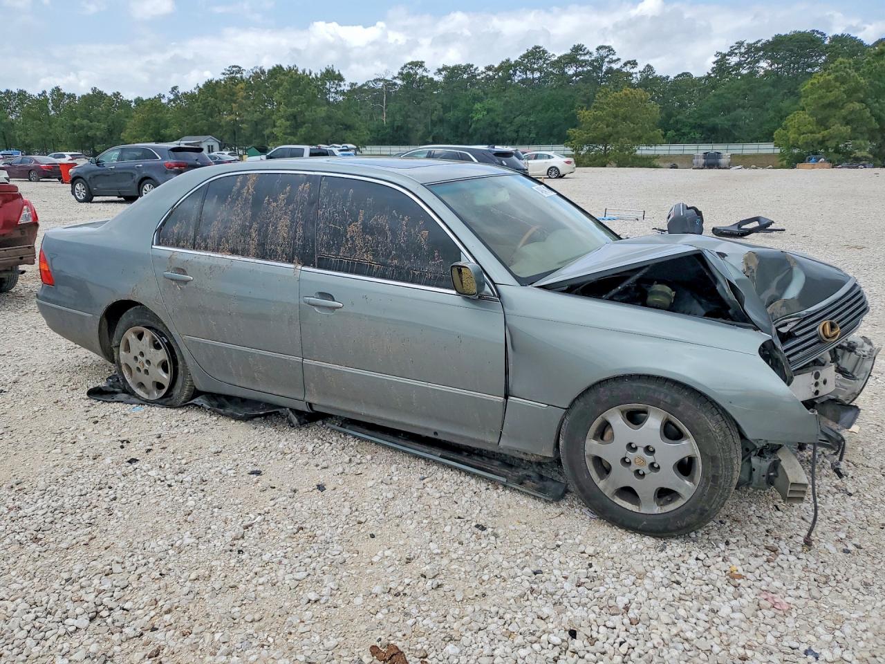 LEXUS LS 2002 — 5