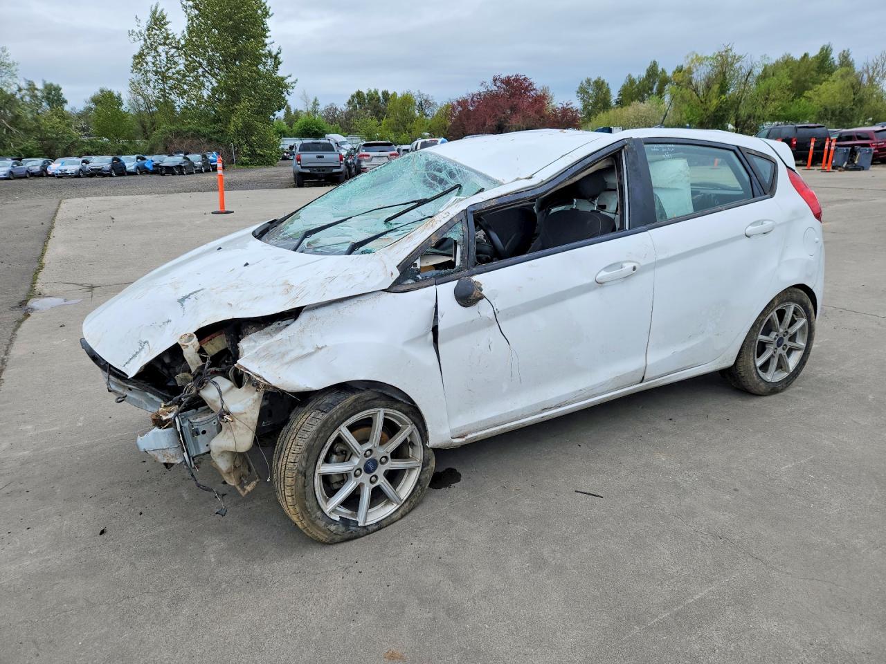 FORD FIESTA 2014 — 2