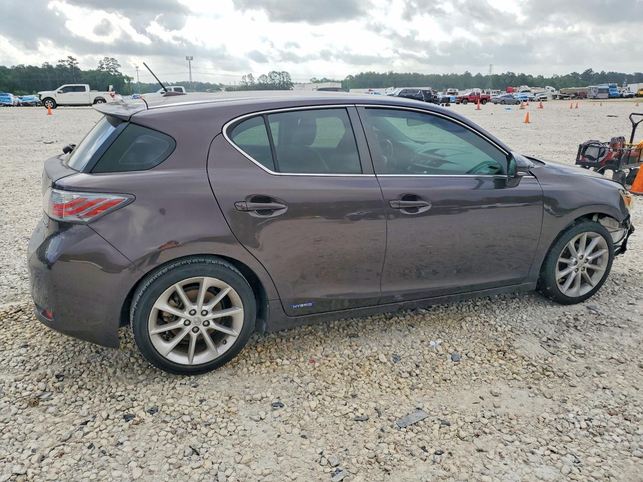 LEXUS CT 2012 — 4