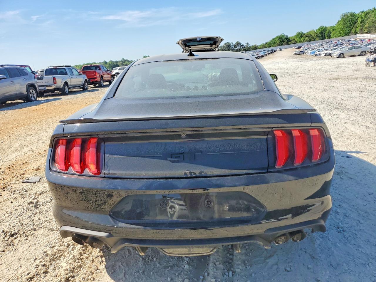FORD MUSTANG 2023 — 7