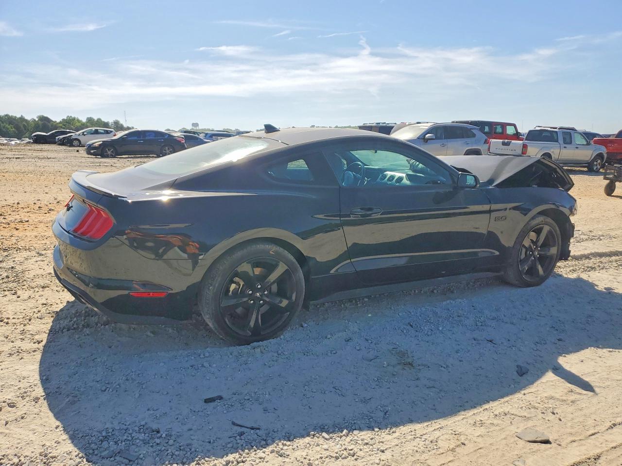 FORD MUSTANG 2023 — 4