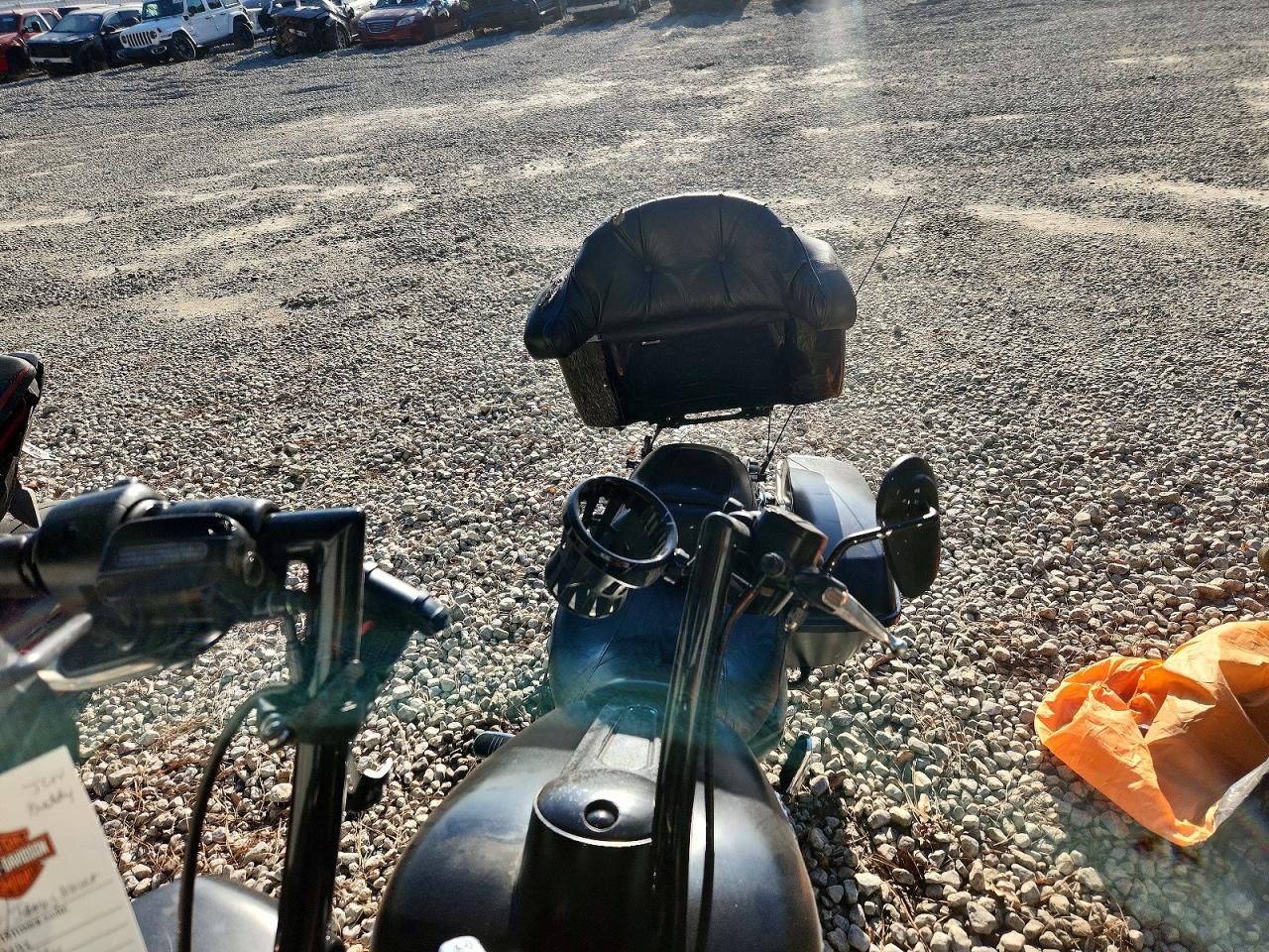 HARLEY-DAVIDSON FLTRXS 2017 — 6