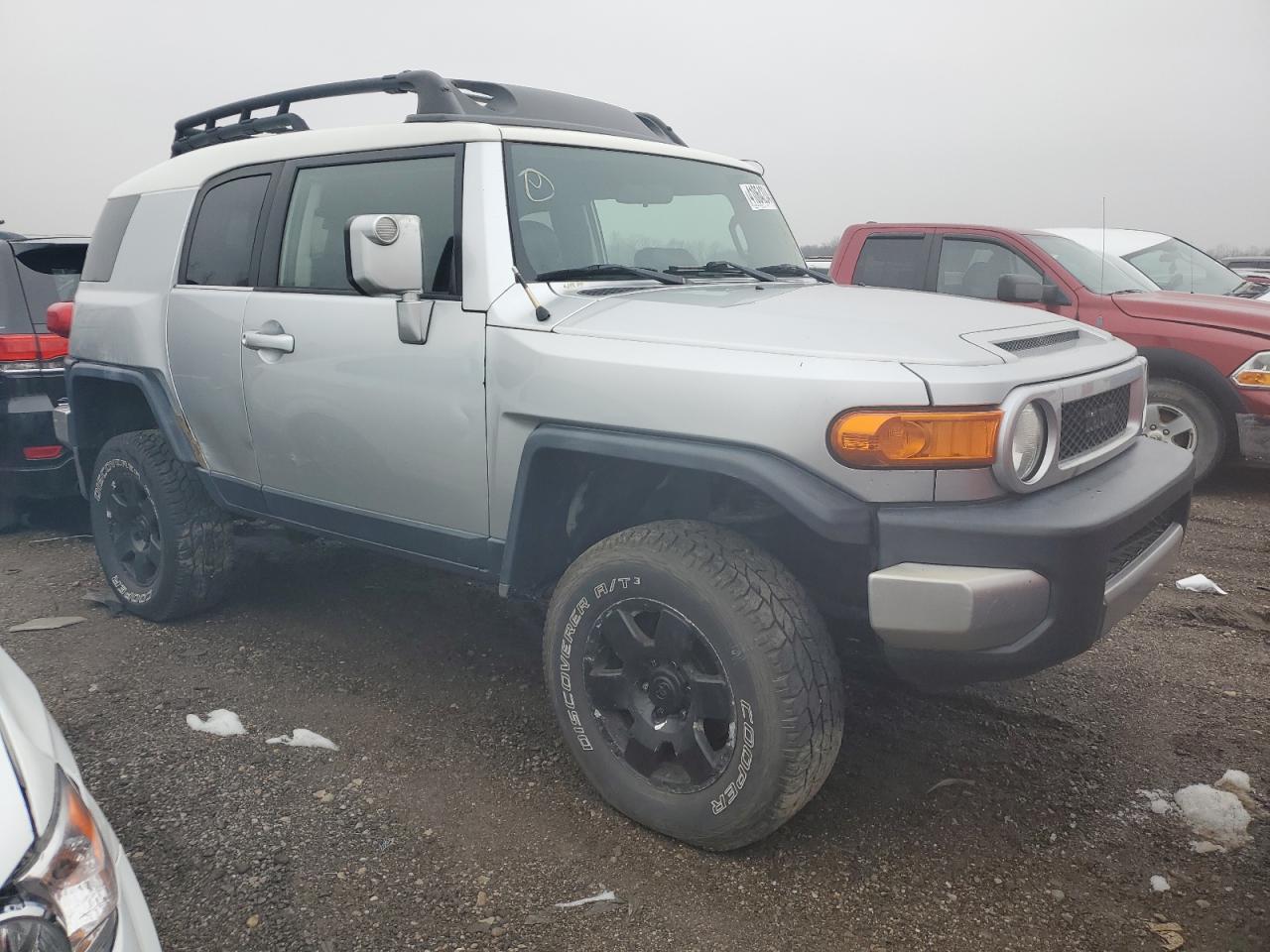 TOYOTA FJ CRUISER 2007 — 6