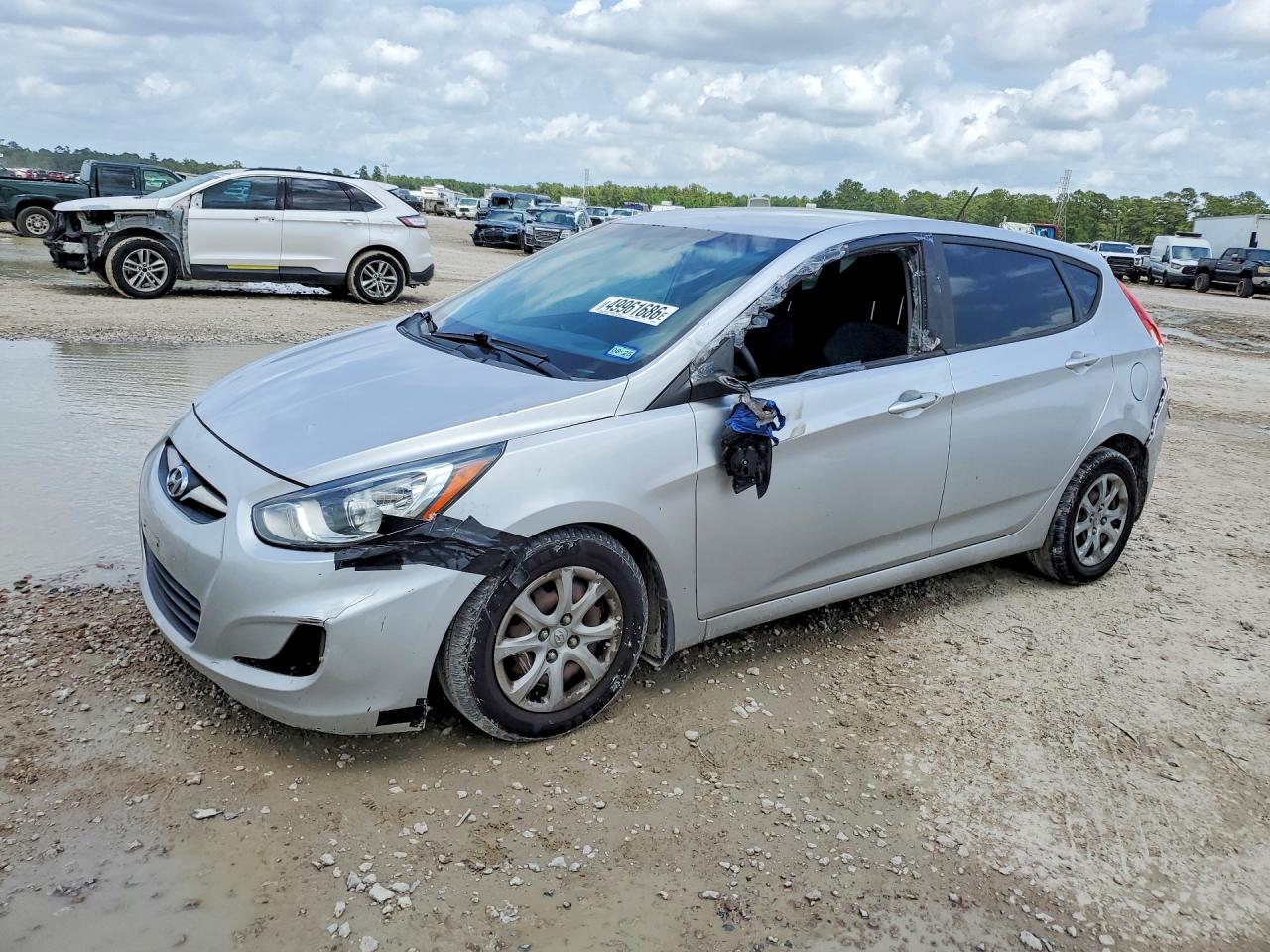 HYUNDAI ACCENT 2013 — 2