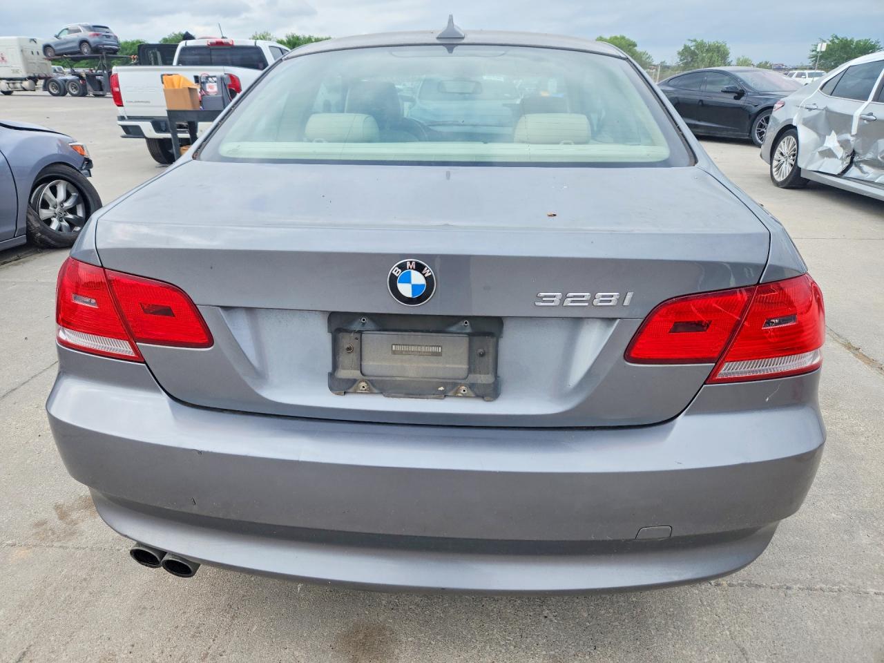 BMW 328 2010 — 7