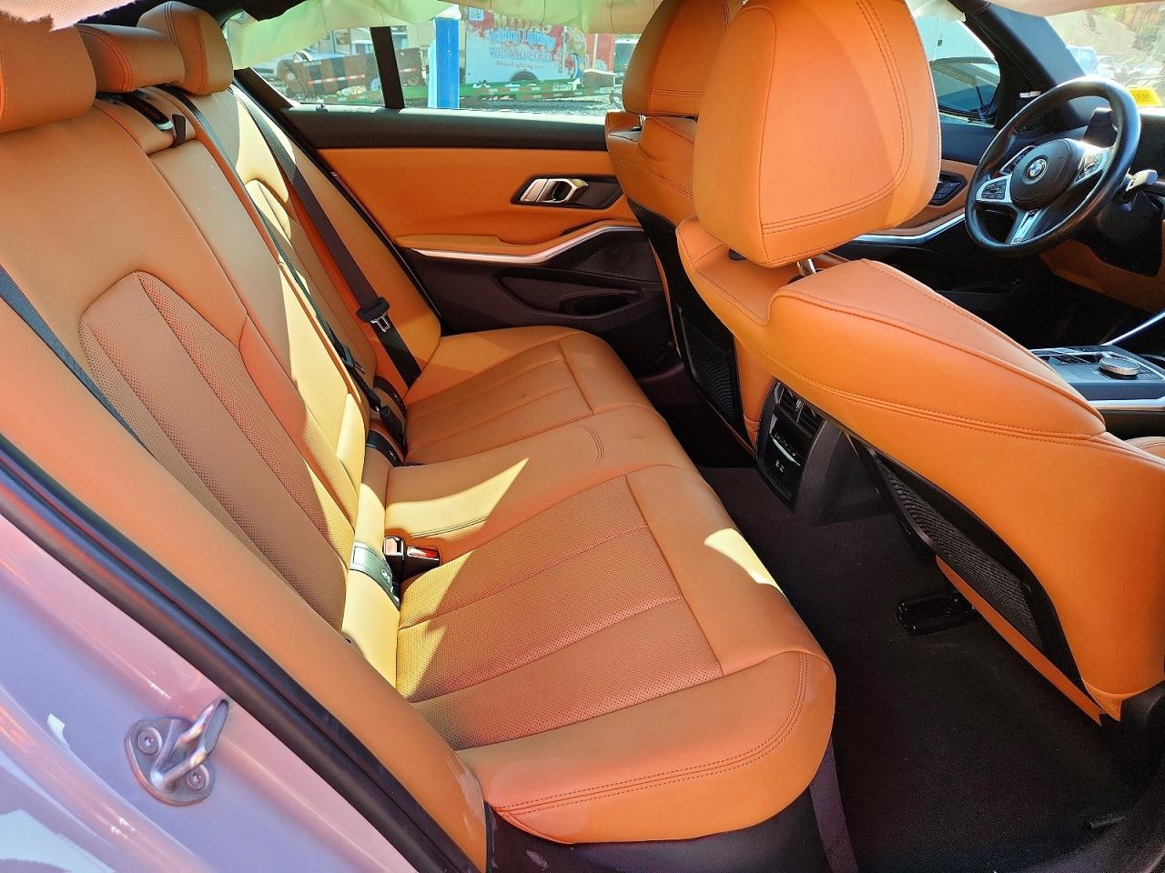 BMW 330XI 2023 — 11