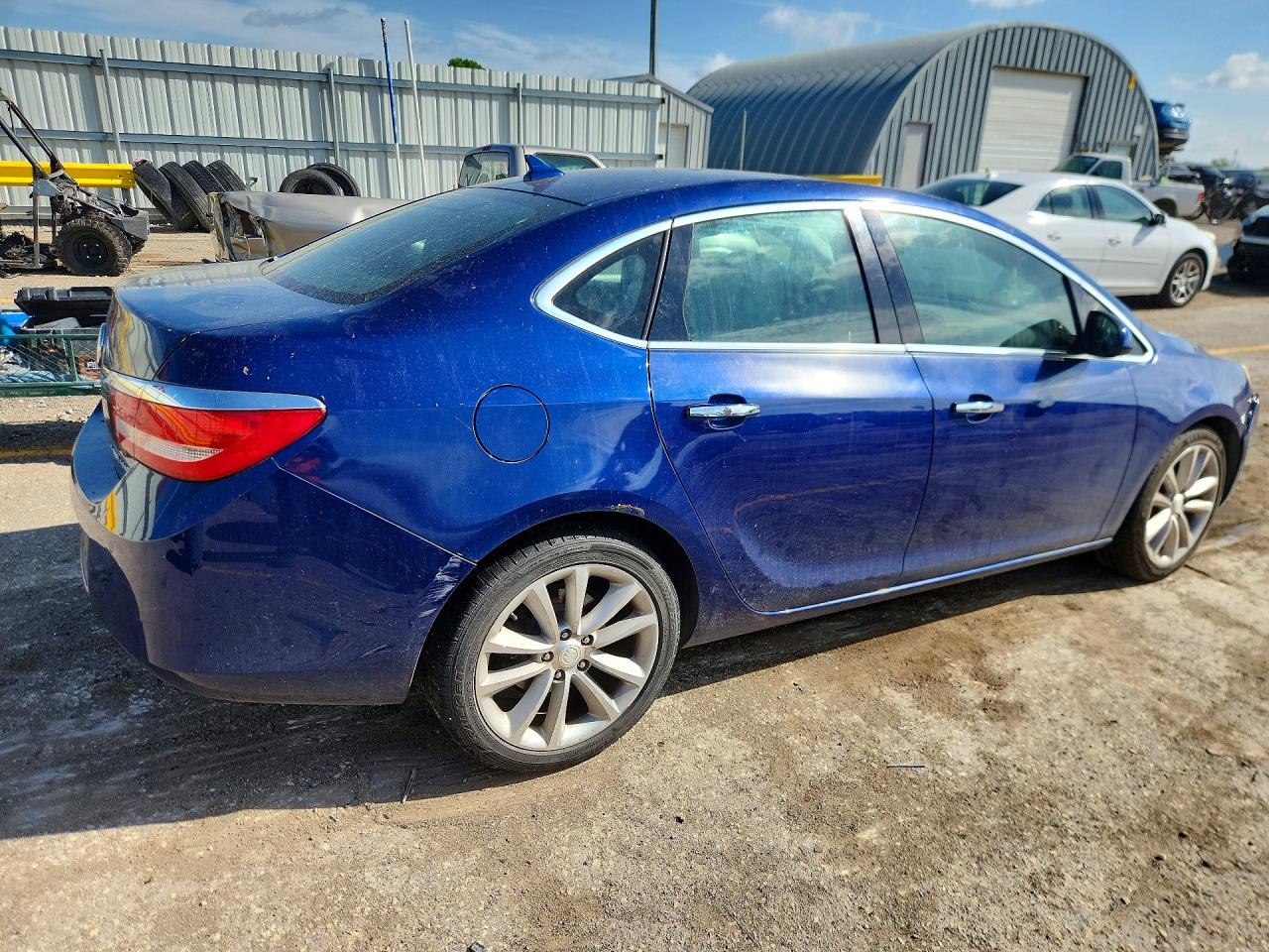 BUICK VERANO 2014 — 4