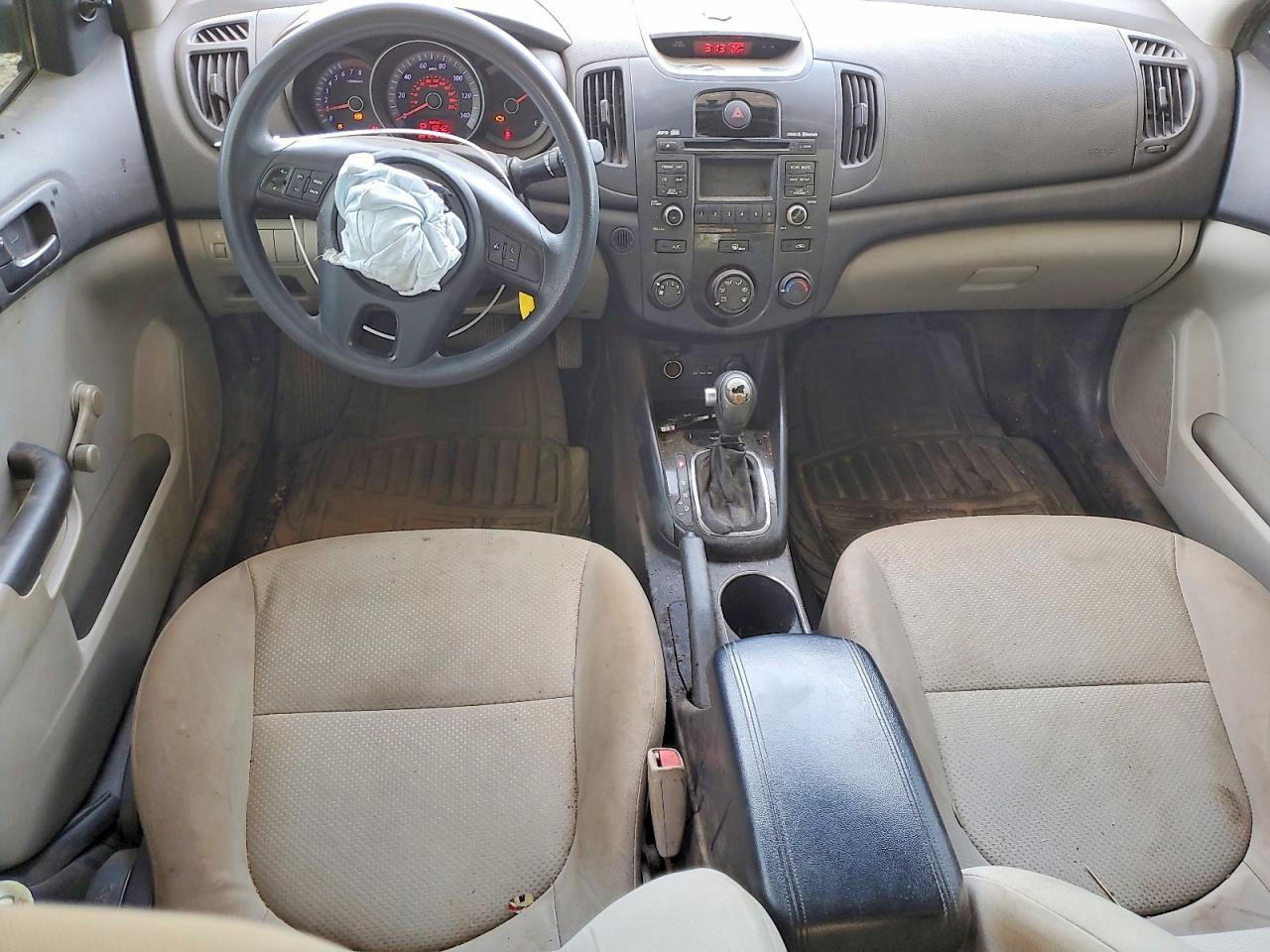 KIA FORTE 2012 — 9