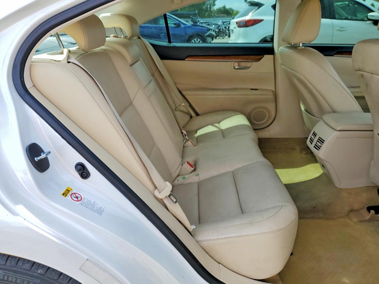 LEXUS ES 2013 — 11