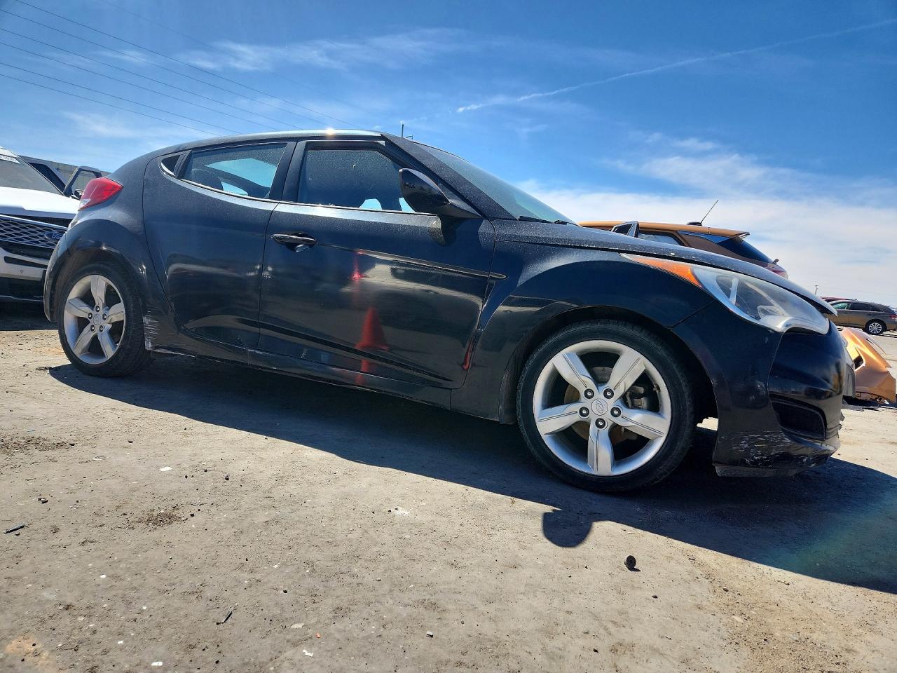 HYUNDAI VELOSTER 2015 — 5