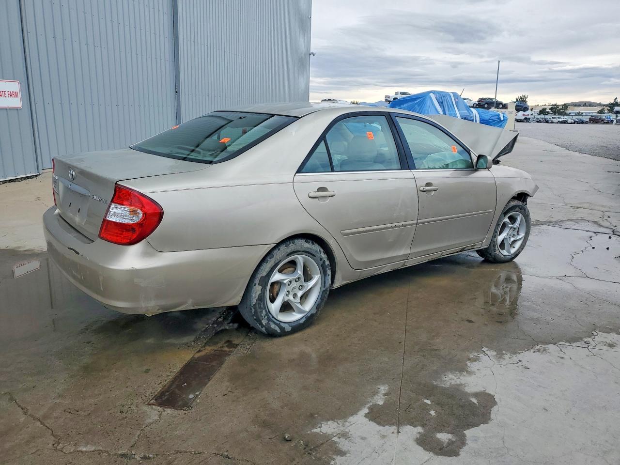 TOYOTA CAMRY 2002 — 4