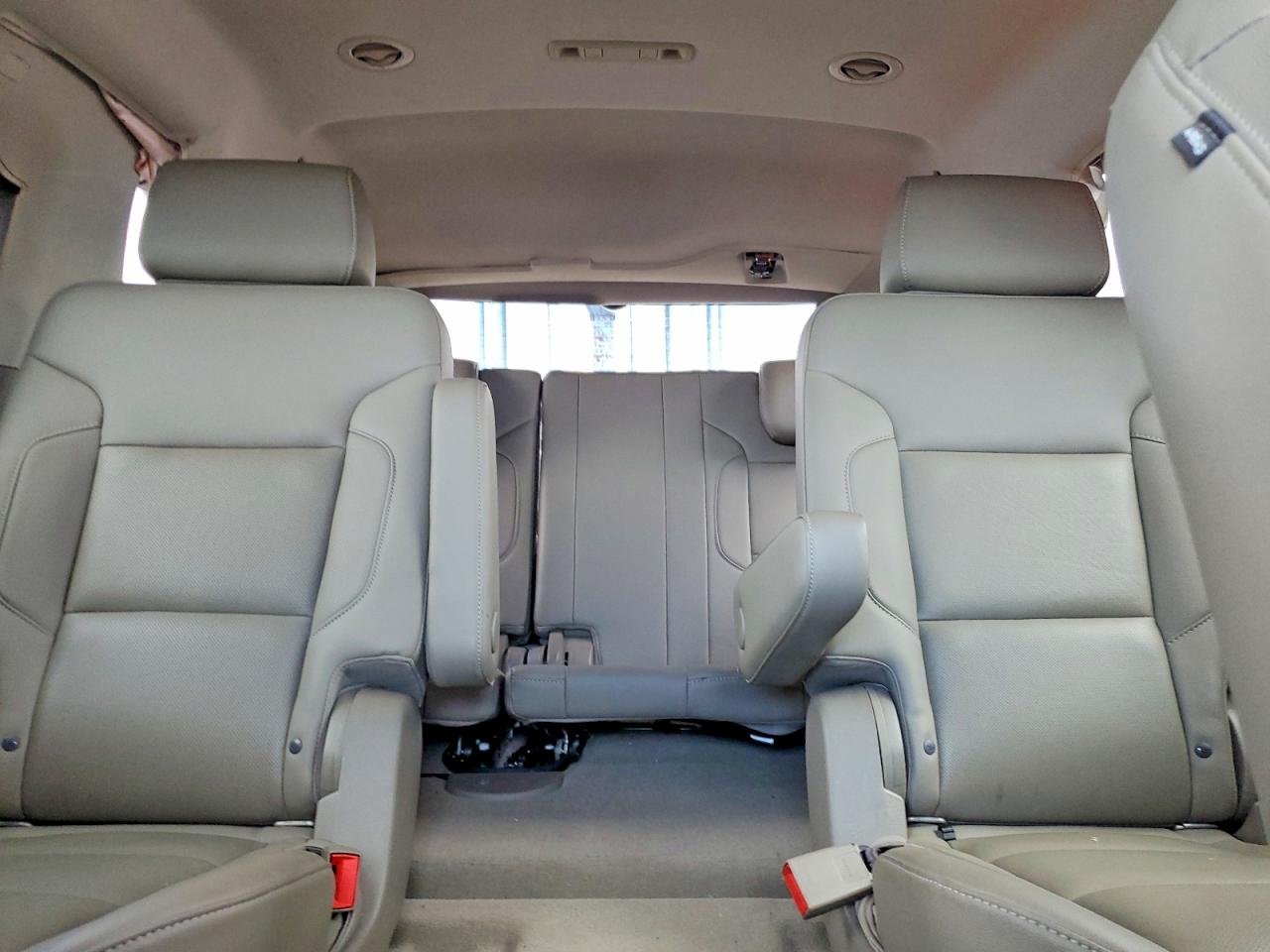 CHEVROLET TAHOE 2020 — 11