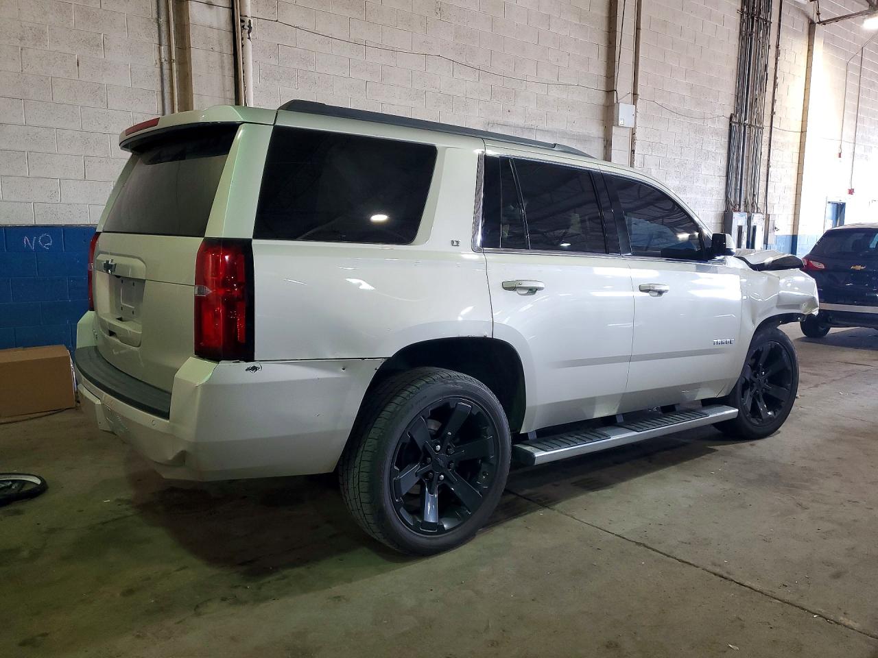 CHEVROLET TAHOE 2016 — 4