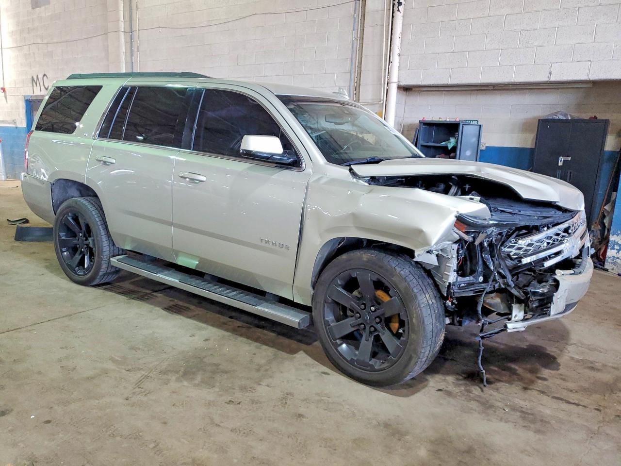 CHEVROLET TAHOE 2016 — 5