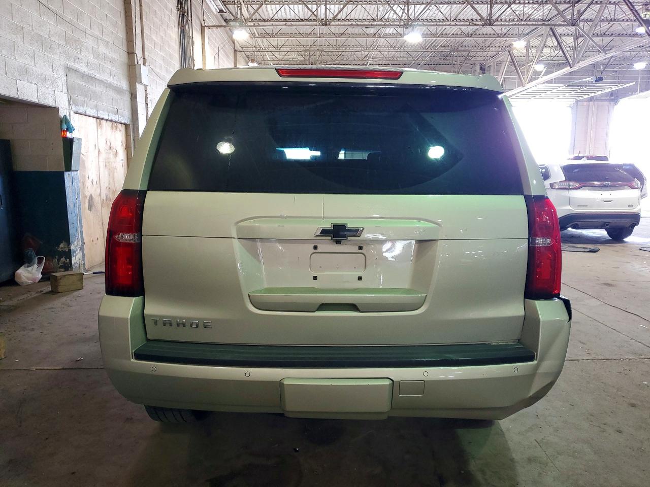 CHEVROLET TAHOE 2016 — 7