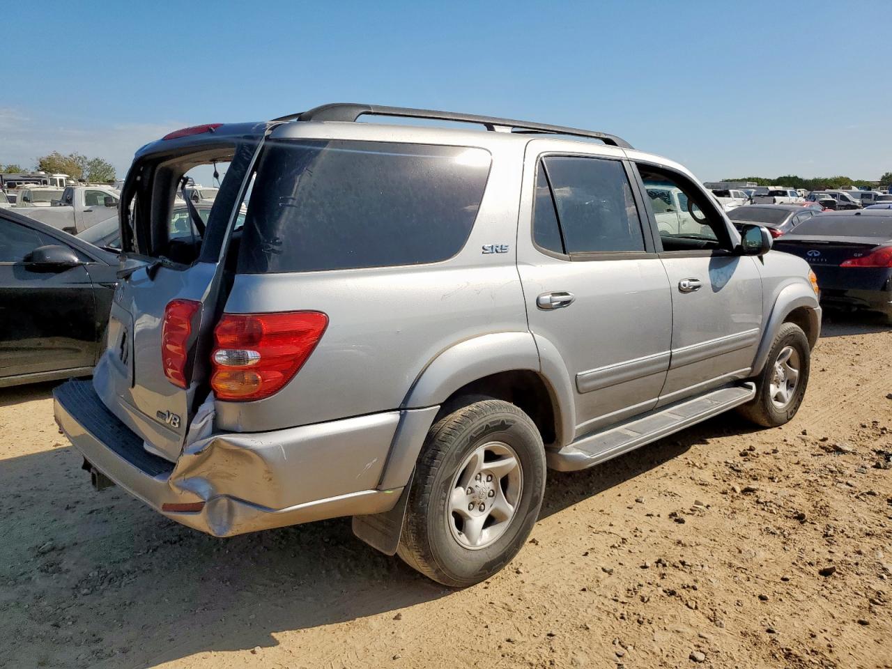 TOYOTA SEQUOIA 2002 — 4