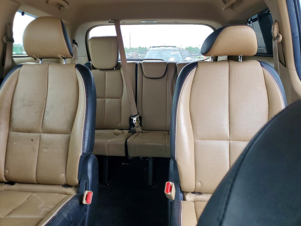 KIA SEDONA 2017 — 11