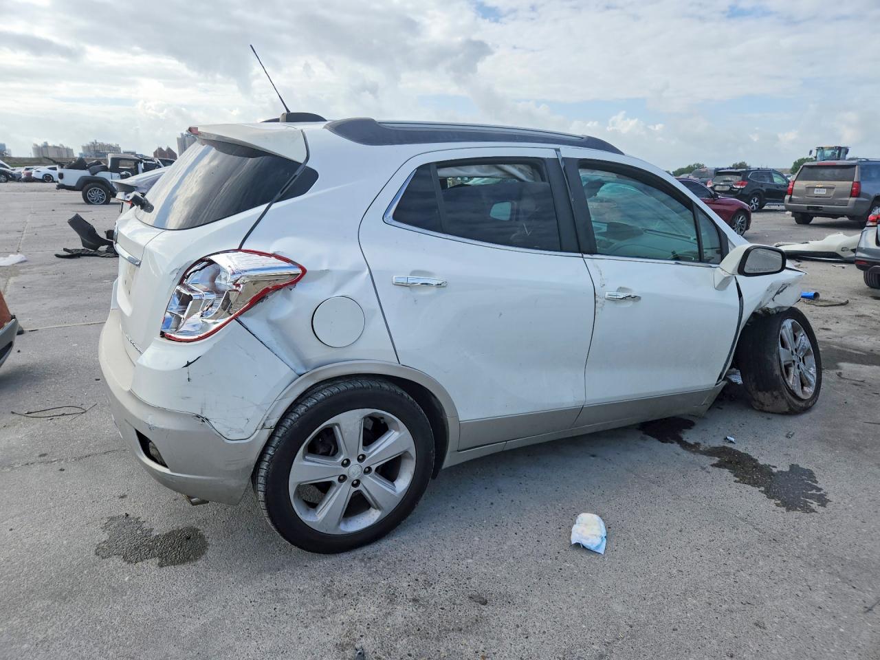 BUICK ENCORE 2015 — 4