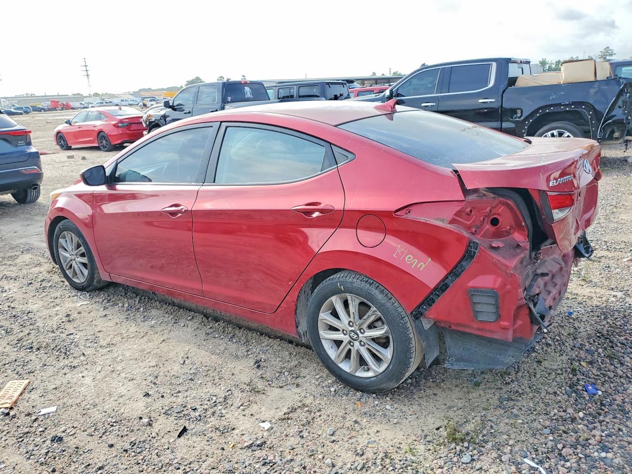 HYUNDAI ELANTRA 2015 — 3