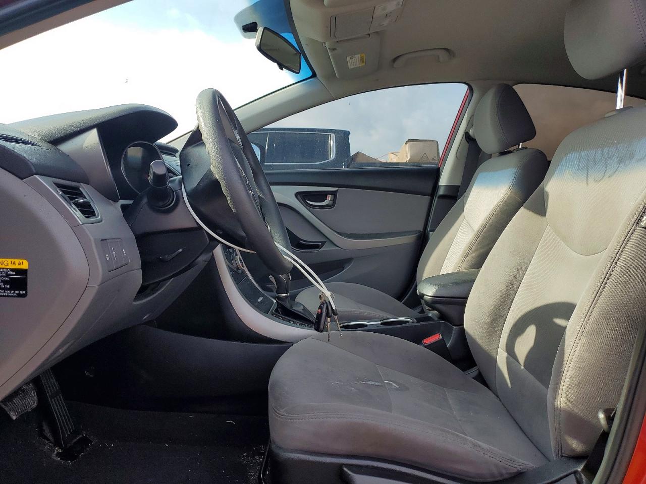 HYUNDAI ELANTRA 2015 — 8