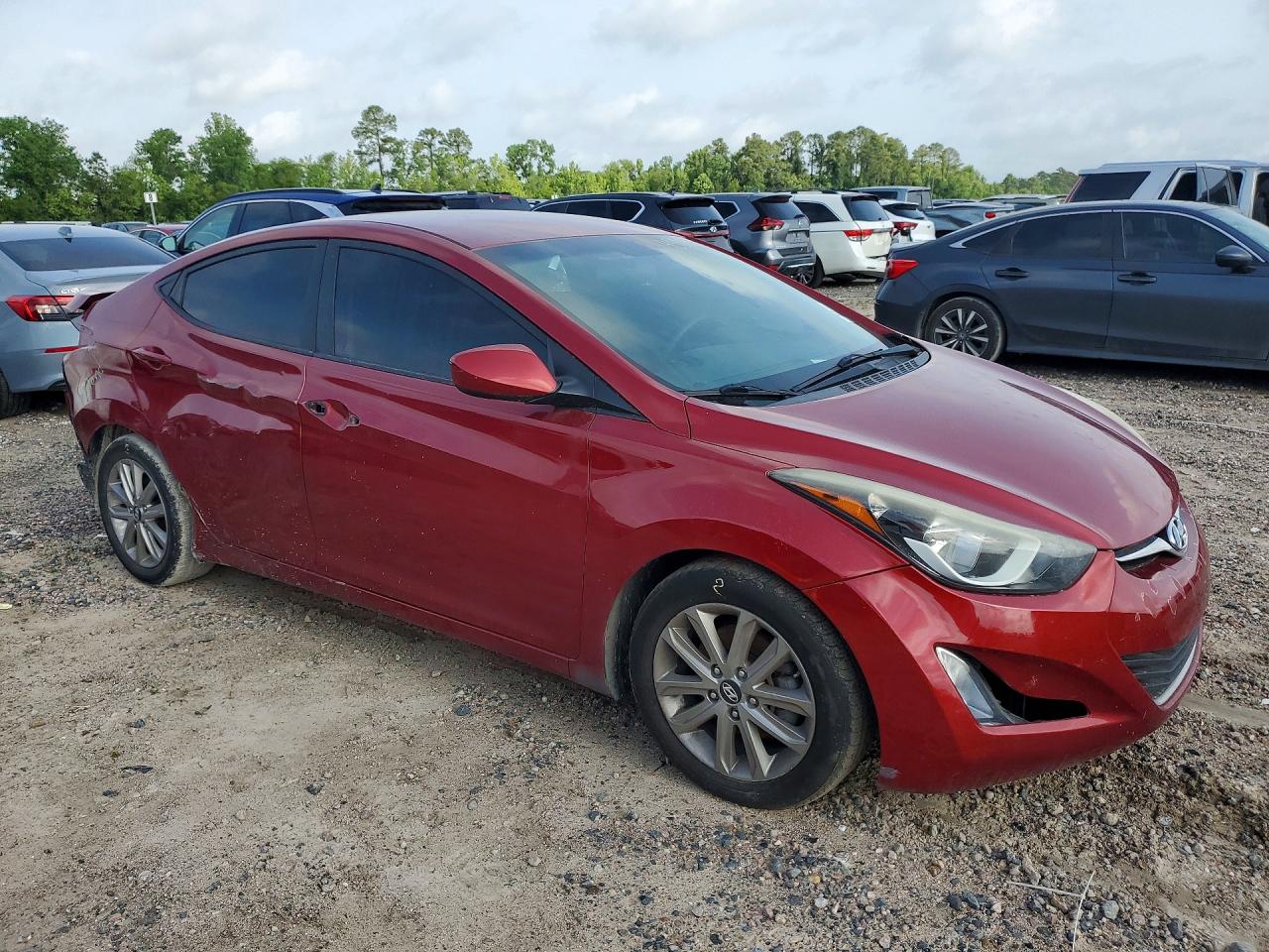 HYUNDAI ELANTRA 2015 — 5