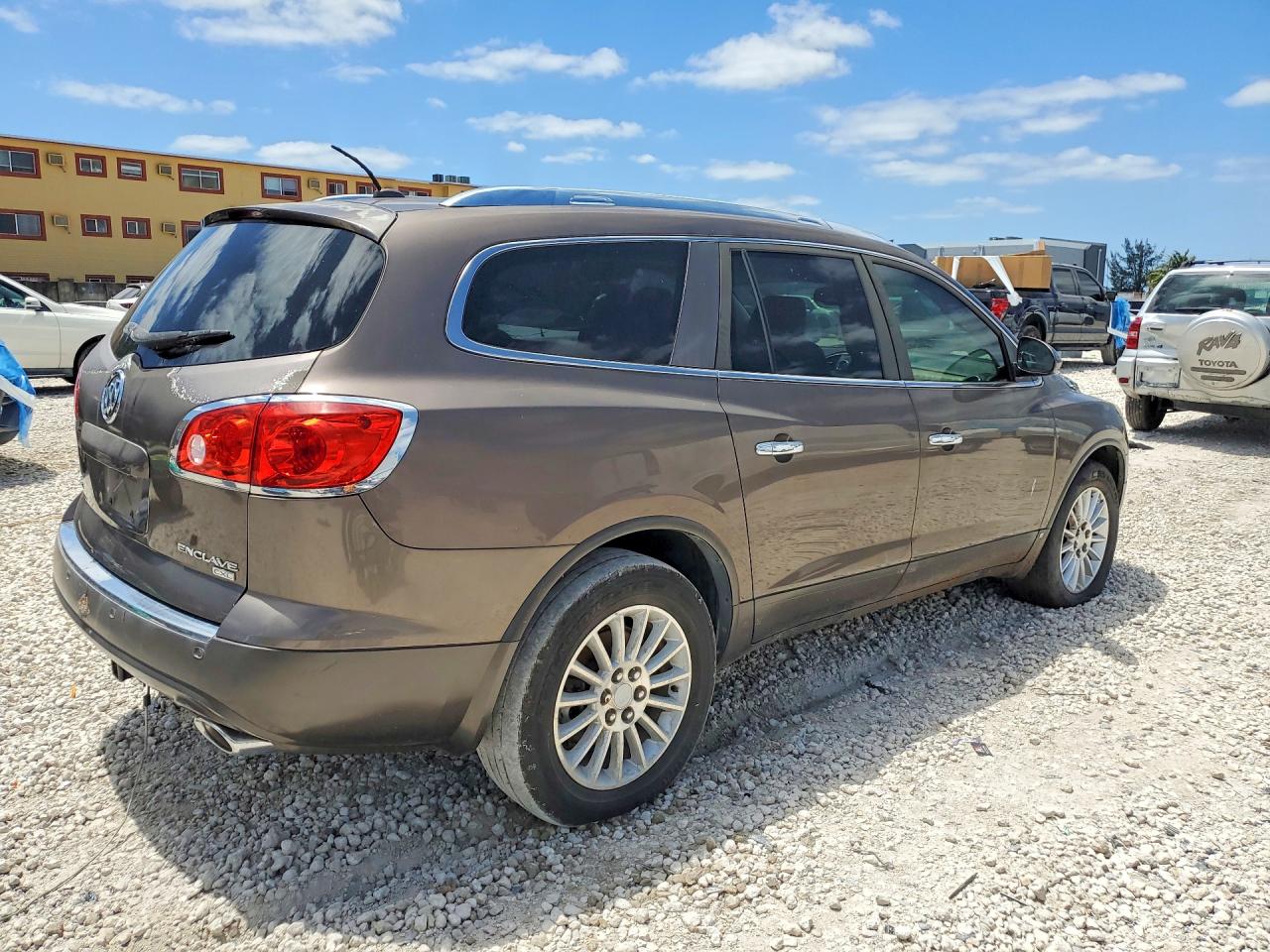 BUICK ENCLAVE 2009 — 4