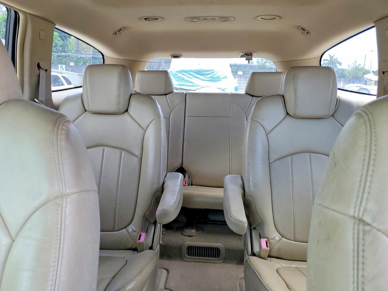 BUICK ENCLAVE 2009 — 11