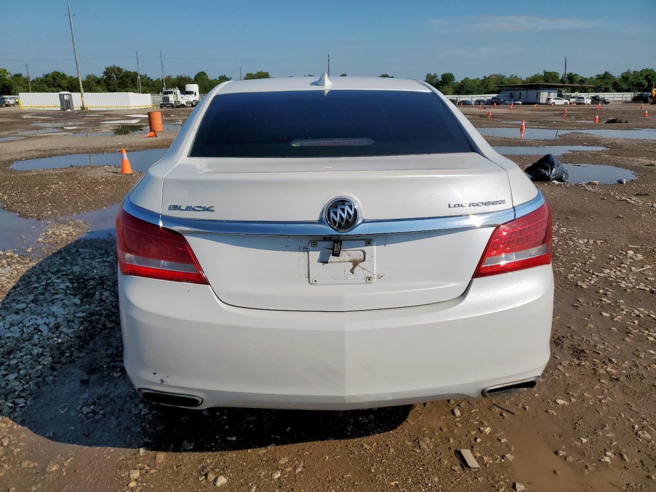 BUICK LACROSSE 2015 — 7