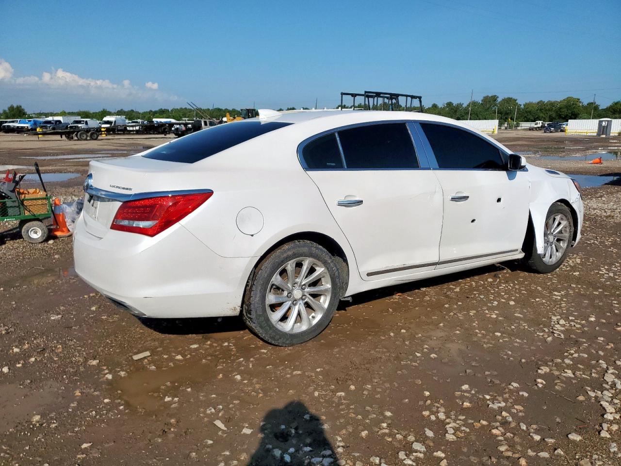 BUICK LACROSSE 2015 — 4