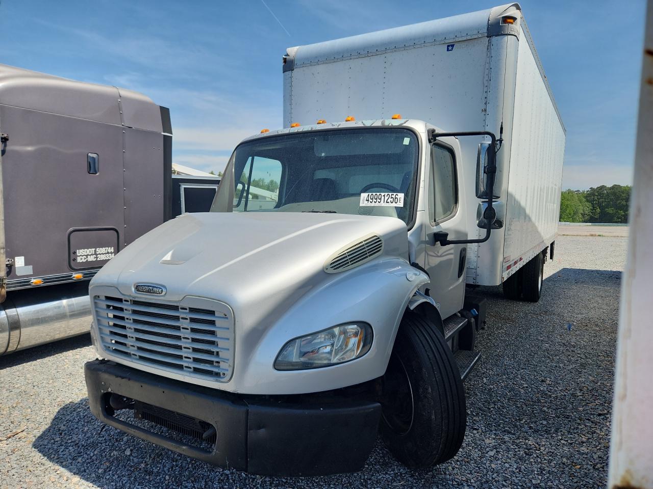 FREIGHTLINER M2 2013 — 2