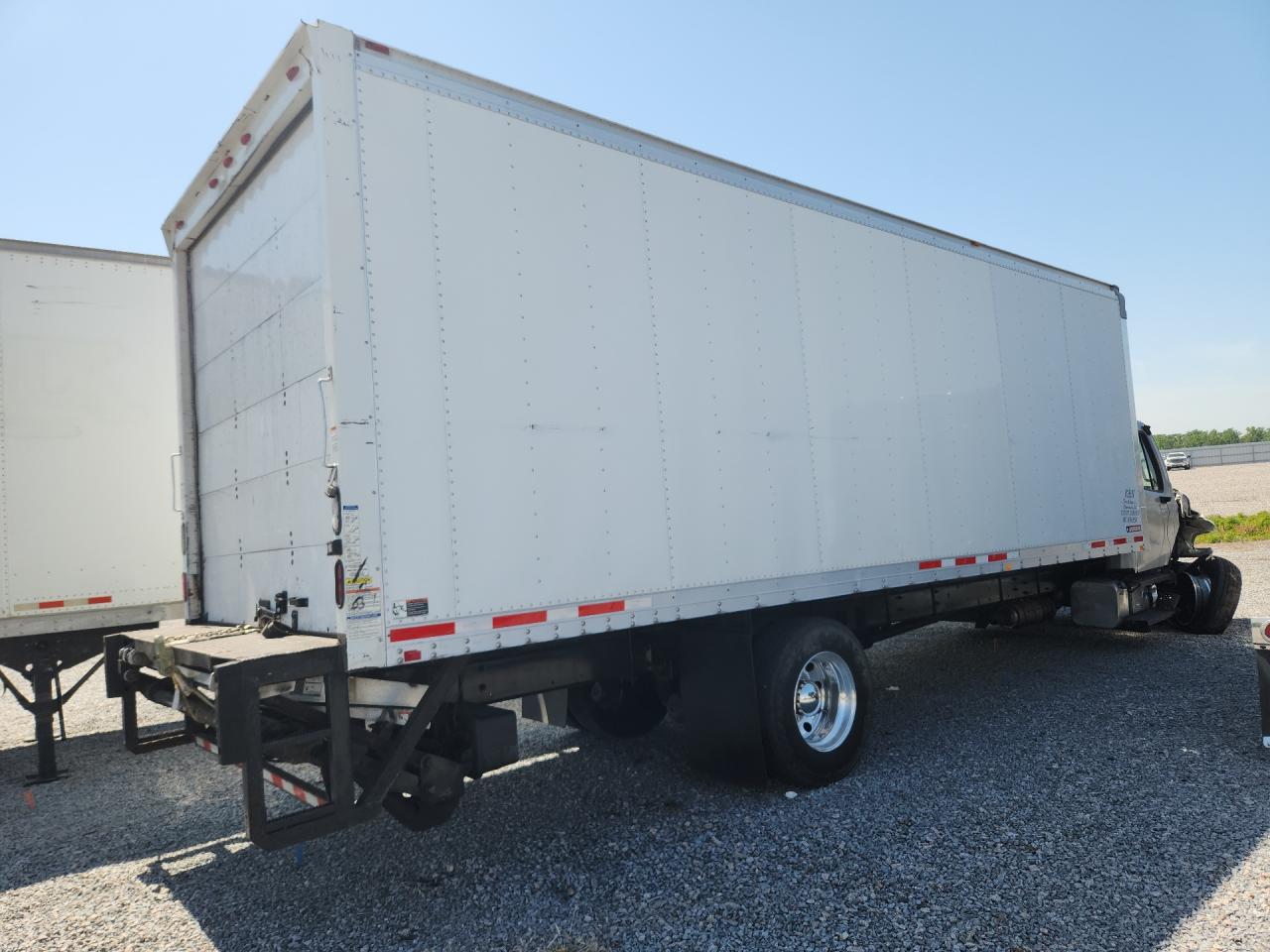 FREIGHTLINER M2 2013 — 4