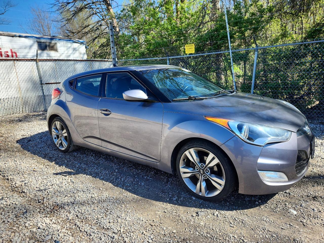 HYUNDAI VELOSTER 2012 — 5