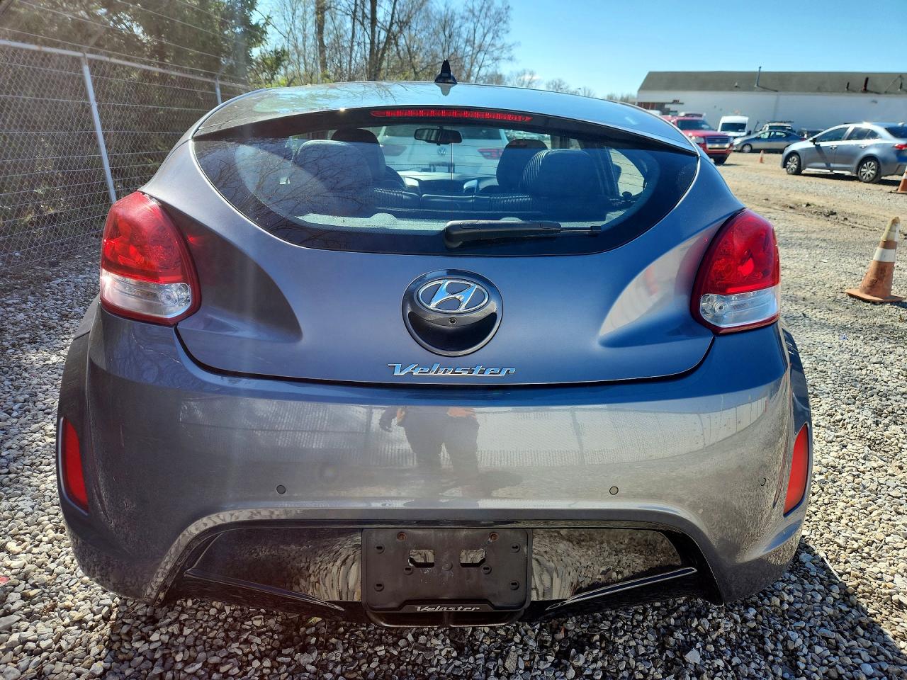HYUNDAI VELOSTER 2012 — 7