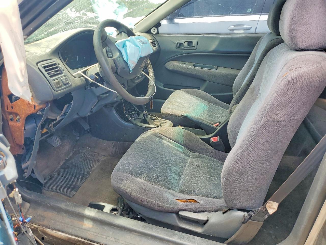 HONDA CIVIC 2000 — 8